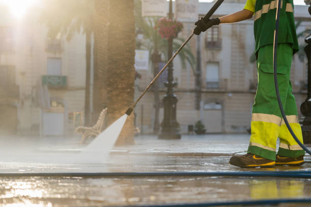 Best Playground Equipment Cleaning  in La Nte, MO